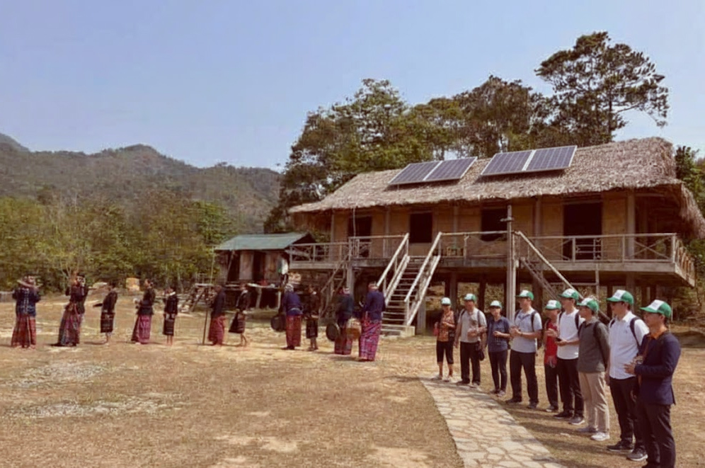 Bảo tồn văn hóa bản địa