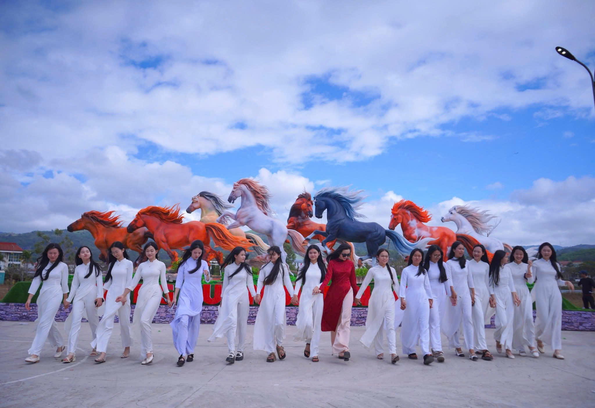 Sắc xuân miền biên viễn